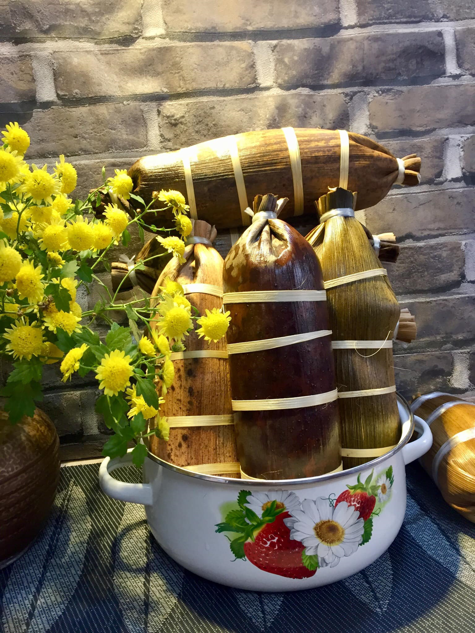 Giò thủ bó mo cau của nội